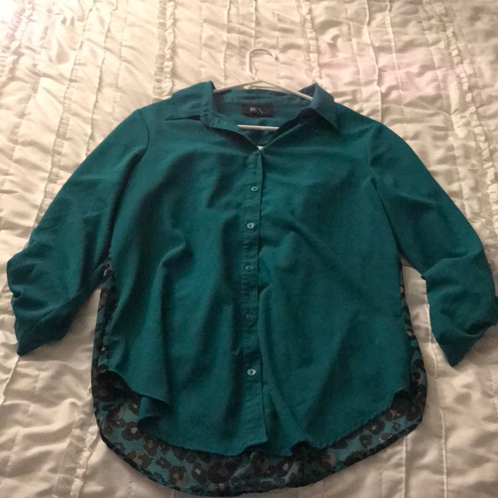 Green cheetah cut out back blouse